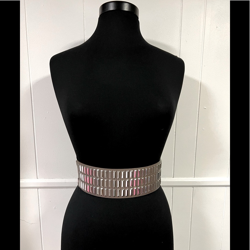 LIKE NEW‼️BCBGMaxAzria Studded Stretch Belt -XS Grey